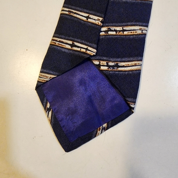 Perry Elis Men's Elegant Navy Blue Silk Striped Tie - Picture 5 of 6